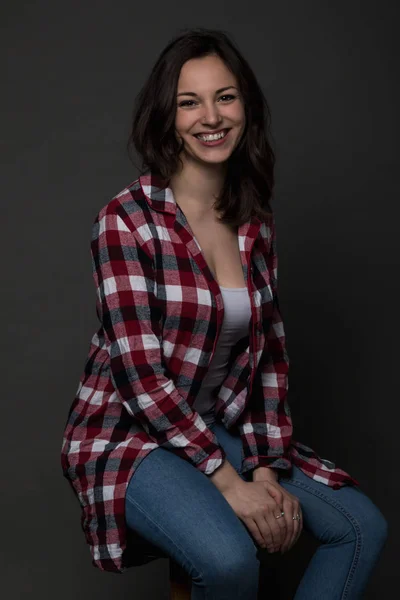 Studio Portrait Young Beautiful Fashionable Woman — Stock Photo, Image