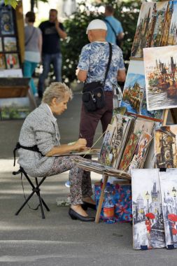 Karlovy Vary, Çek Cumhuriyeti - Folk sanatçısı