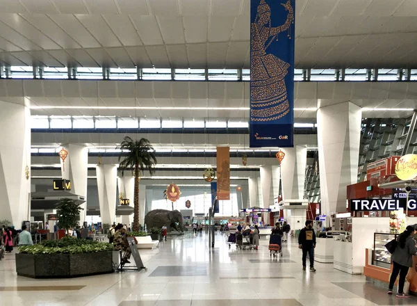 Departure Hall View at Terminal 3 Delhi International Airport, N — стокове фото