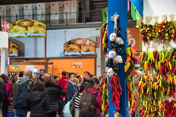 Artigiano em Fiera, uma feira única para comprar, ver, tocar criações artesanais, experimentar a melhor cozinha internacional de todo o mundo. Único, original, da mais alta qualidade — Fotografia de Stock