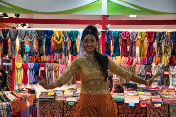 Artigiano clothes shop sale