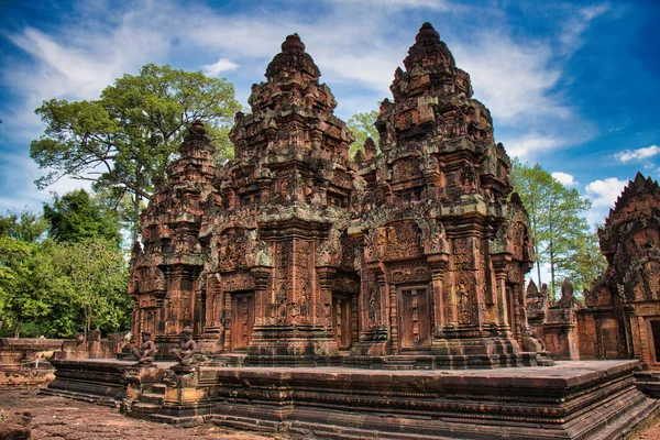 Banteay Srei Banteay Srey Ναός Χώρο Ανάμεσα Στα Αρχαία Ερείπια — Φωτογραφία Αρχείου