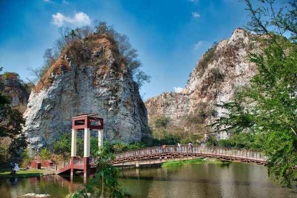 Ratchaburi Thailand 2019 Khao Ngu Rock Park Khao Ngu 언덕을 — 스톡 사진