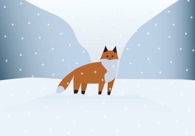 Soğuk ve karlı kış manzarasında sevimli ve güzel tilki