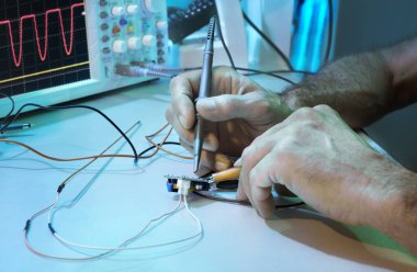 Teknik Servis Merkezi elektronik cihaz testleri 