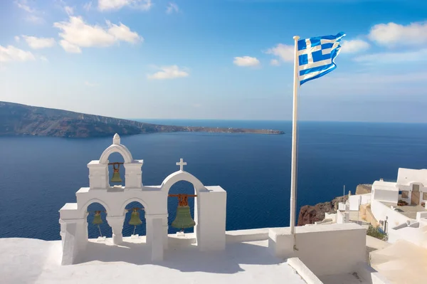 Uitzicht Oia Dorp Caldera Santorini Eiland Klokkentoren Van Lokale Kerk — Stockfoto