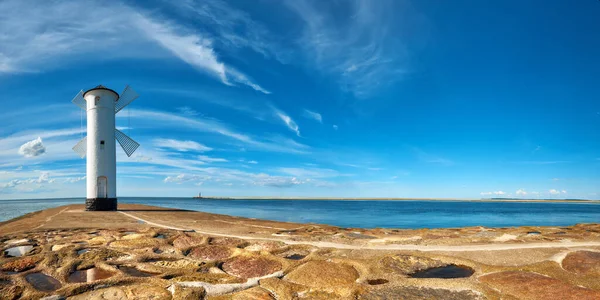 Imagem Panorâmica Antigo Farol Swinoujscie Porto Polónia Mar Báltico Farol — Fotografia de Stock