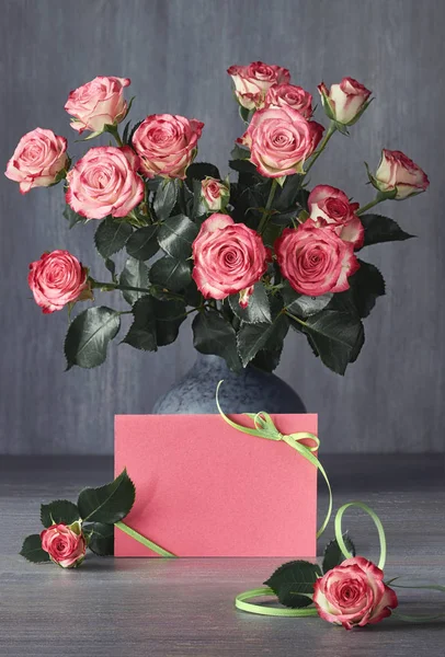 Bouquet Pink Roses Dark Rustic Background Copy Space Blank Pink — 스톡 사진