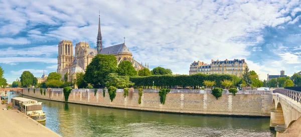 Notre Dame Cathedral Paris Bright Day Spring Panorama Image — Stock Photo, Image