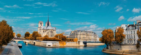 Párizs Panoráma Szajna Folyó Felett Notre Dame Katedrális Egy Fényes — Stock Fotó