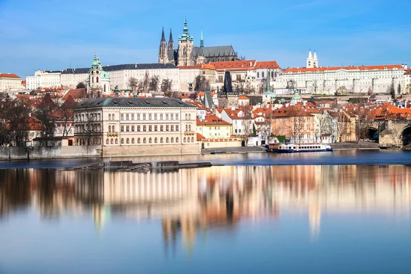 Charles Bridge Vitus Cathedral Other Historical Buildings Prague Reflected River — Stock Photo, Image