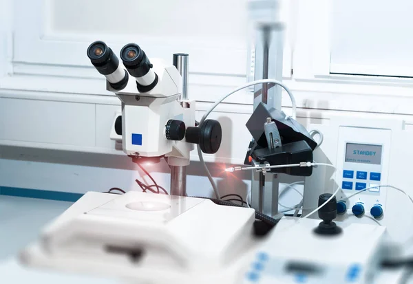 Estación Microscopio Moderna Para Fabricación Peces Transgénicos — Foto de Stock