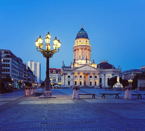 Niemiecka Katedra Gendarmenmark Berlinie Świcie — Zdjęcie stockowe