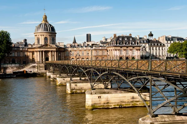 Paris Pont Des Arts Aydınlık Yaz Sabahları — Stok fotoğraf