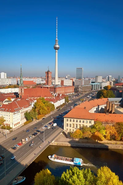 Smog Über Der Berliner Innenstadt Einem Hellen Herbsttag Ein Blick — Stockfoto