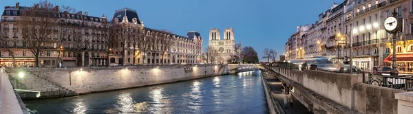 Panorama Serale Della Parigi Illuminata Con Cattedrale Notre Dame — Foto Stock