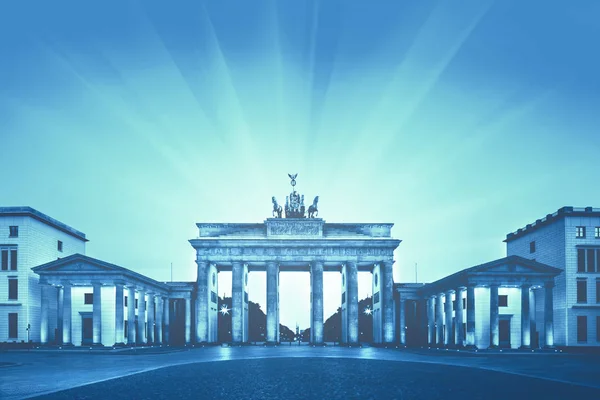 Puerta Brandenburgo Iluminada Brandenburger Tor Berlín Alemania Por Noche Imagen — Foto de Stock