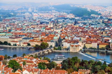 Prag üzerinde bir hava manzarası