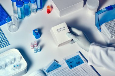 Roman Coronavirus 2019 ncov PCR tanı kiti. Bu 2019-ncov ya da kovid19 virüsünü klinik numunelerde tespit etmek için kullanılan Rt-Pcr kiti. Gerçek zamanlı PCR teknolojisine dayalı tüp bebek testinde