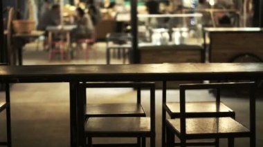 Chiangmai, Tayland - Aralık 2016: Gece sokak gıda Pazar Alanı gece ın Bazaarı yakınındaki. Turizm ve gıda ve müzik için yerel toplama