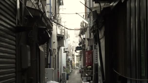 Scène de ruelle de maison en bois japonais classique à Tokyo — Video