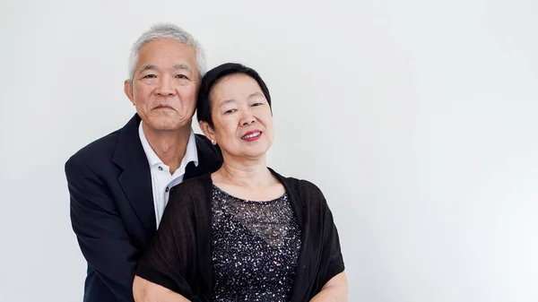 행복 한 아시아 수석 부부입니다. 성공 비즈니스와 생활, 영원히 togher — 스톡 사진