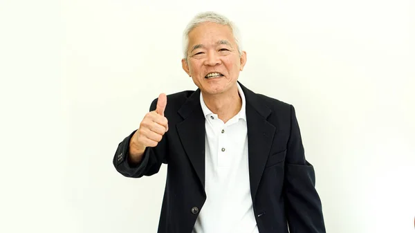 Asiatischer Senior im lässigen Business-Anzug mit glücklichem Gesicht und Handgeste — Stockfoto