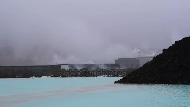 冰岛地标 蓝色礁湖景观从道路烟雾和蓝色矿泉水 — 图库视频影像