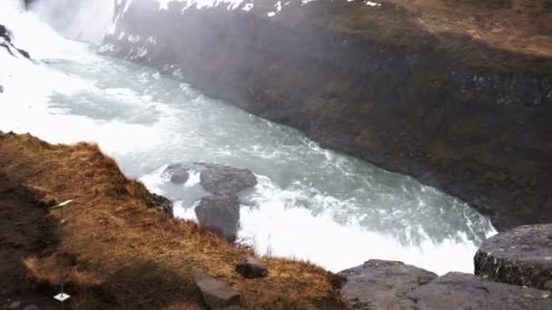 Gullfoss 壮观的瀑布在冰岛金黄圈子4K — 图库视频影像