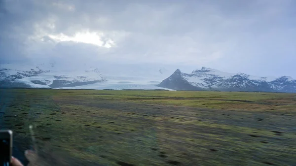 Glaciar Vatnajokull Islandia vista desde el viaje por carretera — Foto de Stock