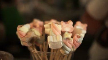 El malzeme çekme renkli hatmi gece kamp faaliyetleri 4k