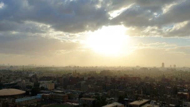 Ουρανοξύστης Του Καΐρου Αίγυπτος Πόλη Στο Ηλιοβασίλεμα Αρχαία Χώρα Ιστορία — Αρχείο Βίντεο