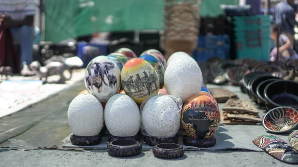 Ovos Avestruz Pintados Decorados Vendem Bazar Turístico África Sul Lembrança — Fotografia de Stock