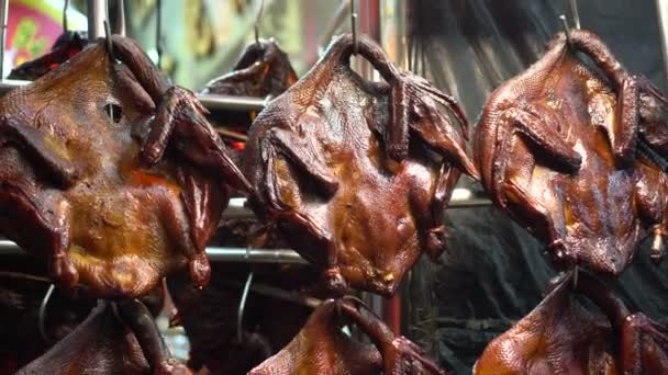 Whole Tea Smoked Ducks Hanging Sell China Town Chinese Cuisine — Stock Video