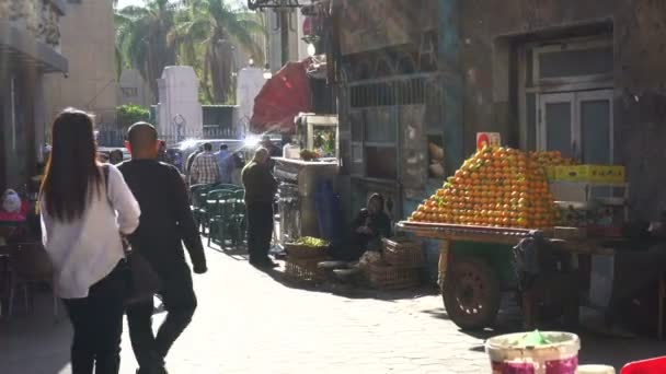 Kairo Egypten Dec 2019 Turistvandring Runt Khan Marknadsområde Gränd Lokala — Stockvideo