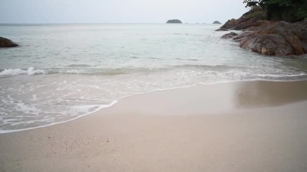 Lonely Beach Άδεια Παραλία Πρωί Στο Νησί Τσανγκ Ταϊλάνδη — Αρχείο Βίντεο