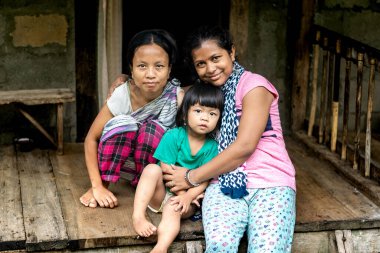 Non Griat, Meghalaya, Hindistan - 10 / 10 / 2018: Hindistan 'ın kuzeydoğusundaki Meghalaya' da güzel bir khashi köyündeyiz.