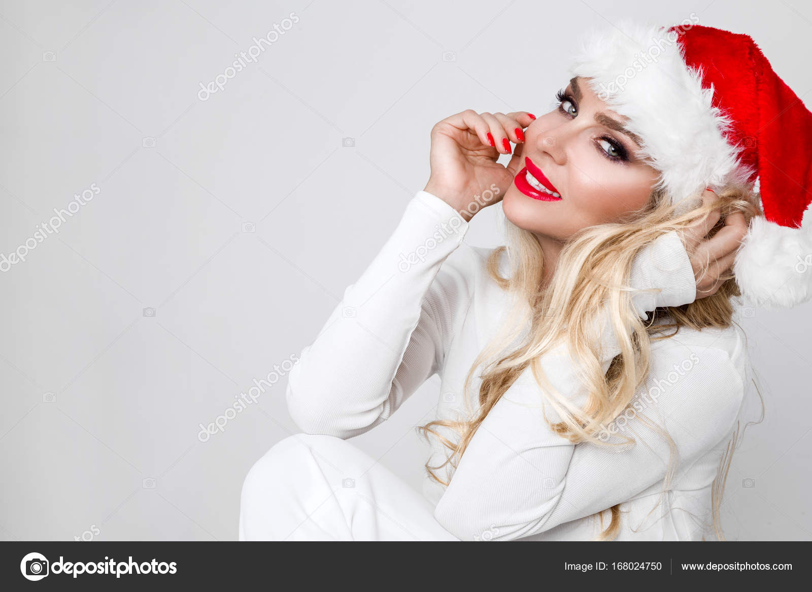 Mujer de santa claus fotos de stock, imágenes de Mujer de santa claus sin royalties | Depositphotos Mujer de santa claus fotos de stock, imágenes de Mujer de santa claus sin royalties | Depositphotos