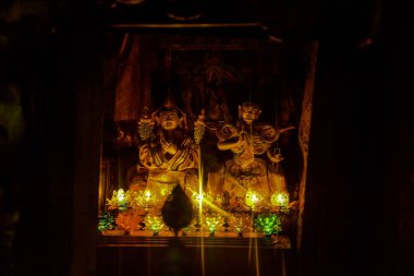 Budist tapınağının içinde, Tibet, Çin