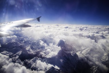 Tibet dağlarının hava manzarası, Çin, seyahat kavramı