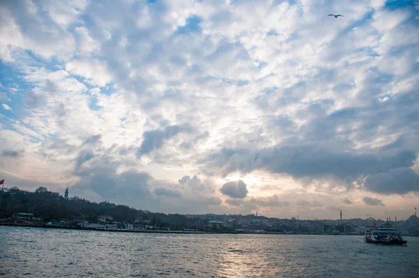 Hermoso Atardecer Sobre Mar —  Fotos de Stock