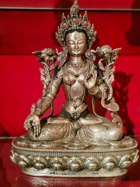 Budist manastırının içinde, kutsal yer kavramı