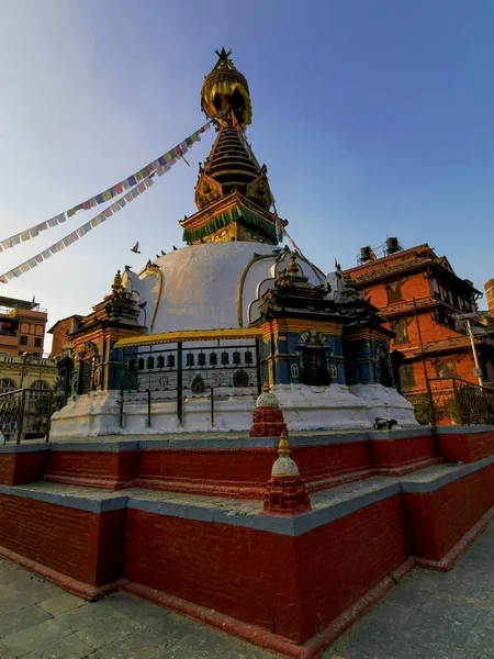 Syn Buddhistiska Stupa Resor Koncept — Stockfoto