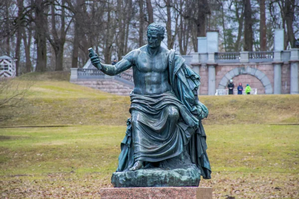 Vista Della Statua Storica Parco Nella Stagione Autunnale Russia — Foto Stock