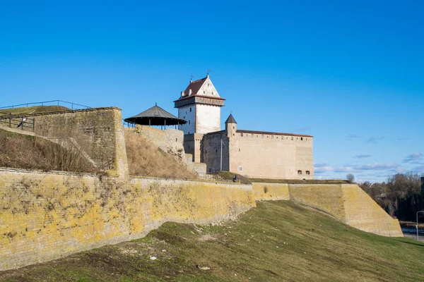 Hermann Kalesinin Narva Estonya Daki Manzarası — Stok fotoğraf