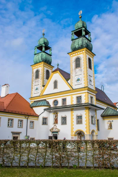 Güzel ortaçağ mimarisinin manzarası 