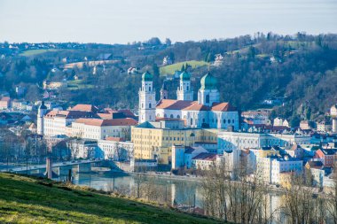 Eski kentteki şato manzarası, seyahat kavramı 