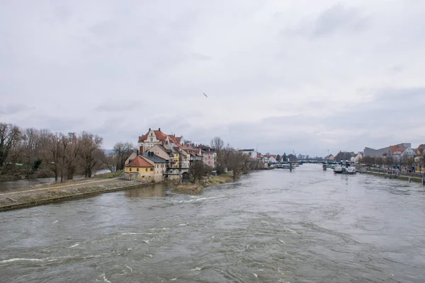 Blick Auf Das Regensburger Stadtbild Bei Bewölktem Tag Reisekonzept — Stockfoto