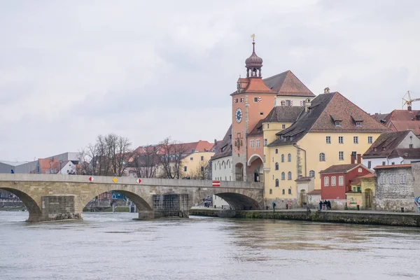 Bulutlu Bir Günde Regensburg Şehir Manzarası Seyahat Kavramı — Stok fotoğraf