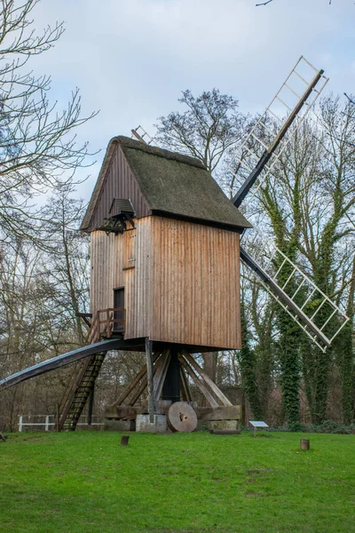 Moulin Vent Bois Dans Forêt — Photo